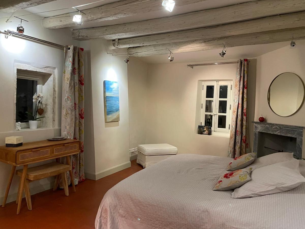 Bed and Breakfast Ermitage Notre Dame De Vacquieres Noves Zewnętrze zdjęcie