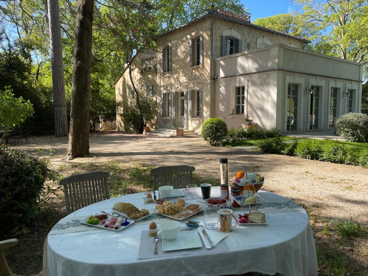 Bed and Breakfast Ermitage Notre Dame De Vacquieres Noves Zewnętrze zdjęcie