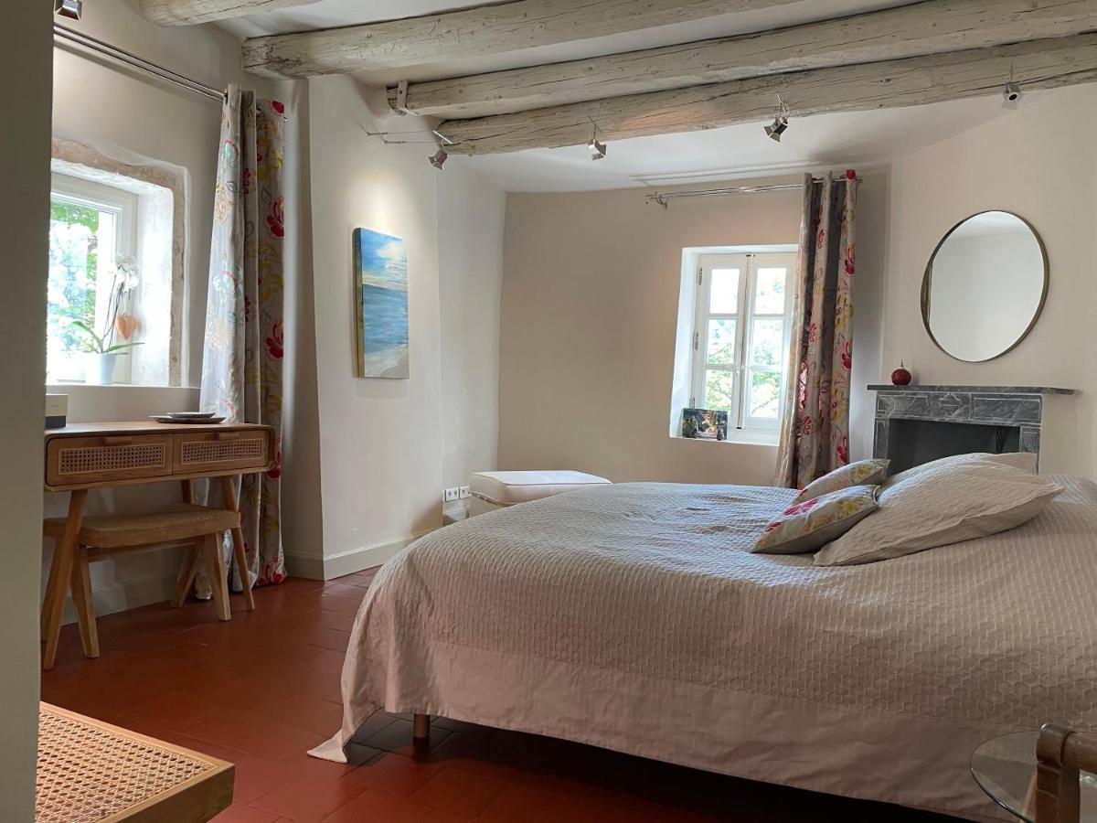 Bed and Breakfast Ermitage Notre Dame De Vacquieres Noves Zewnętrze zdjęcie