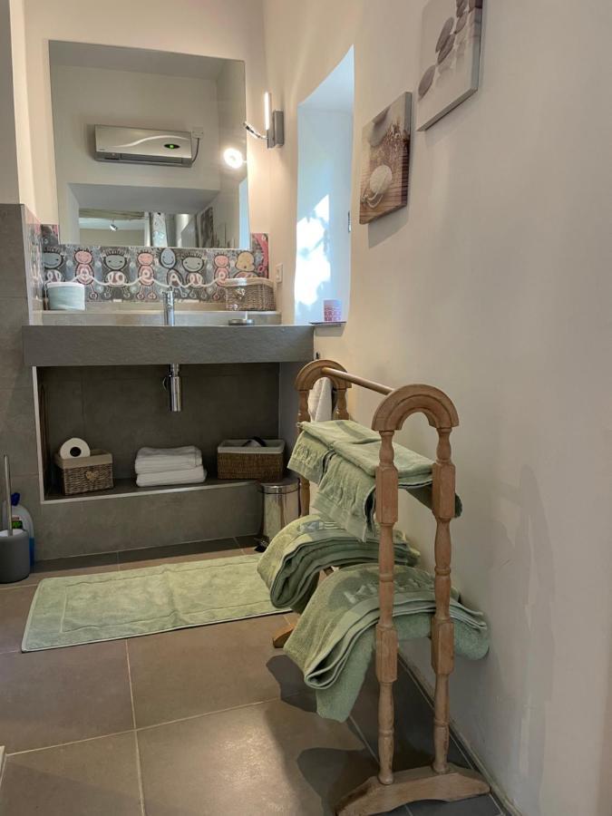 Bed and Breakfast Ermitage Notre Dame De Vacquieres Noves Zewnętrze zdjęcie