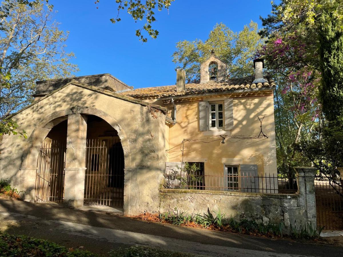 Bed and Breakfast Ermitage Notre Dame De Vacquieres Noves Zewnętrze zdjęcie