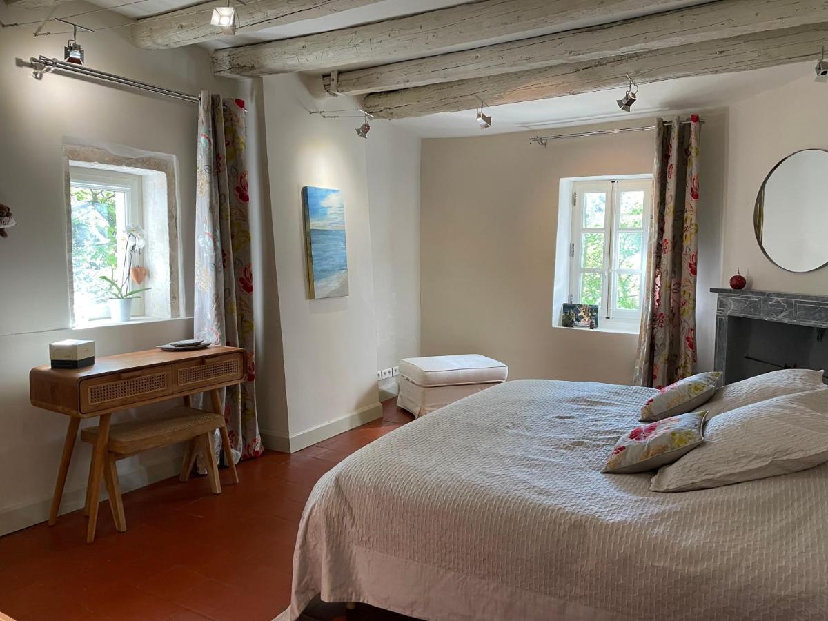 Bed and Breakfast Ermitage Notre Dame De Vacquieres Noves Zewnętrze zdjęcie